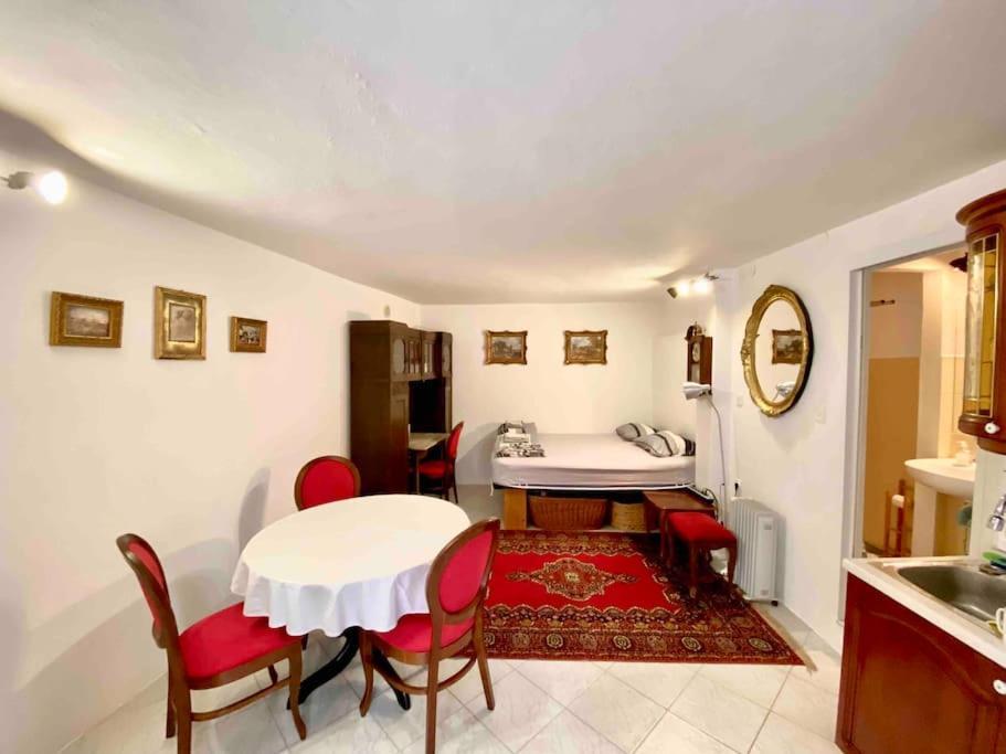 'round The Corner Apartmán Piran